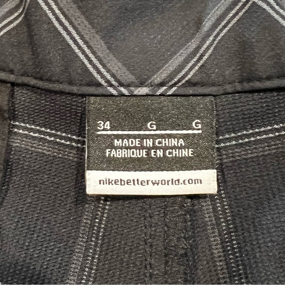 Nike Golf Mens 32 Dri-Fit Standard Fit Shorts Black Check Print Flat Front - Picture 2 of 8